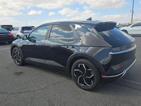 Used 2023 Hyundai Ioniq 5 SEL image 4