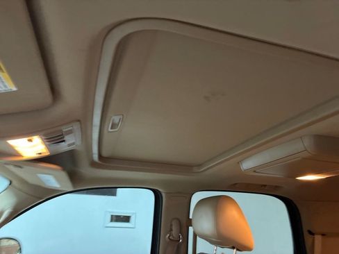 Used 2012 Chevrolet Tahoe LTZ AWD/4WD image 20