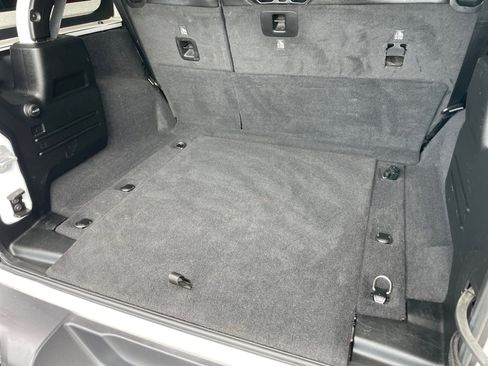 Used 2021 Jeep Wrangler Unlimited Sahara image 29