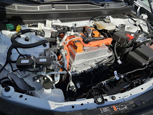 New 2025 Chevrolet Blazer EV LT w/ Midnight/Sport Edition image 17