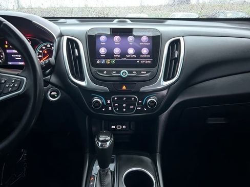Used 2021 Chevrolet Equinox LT image 21