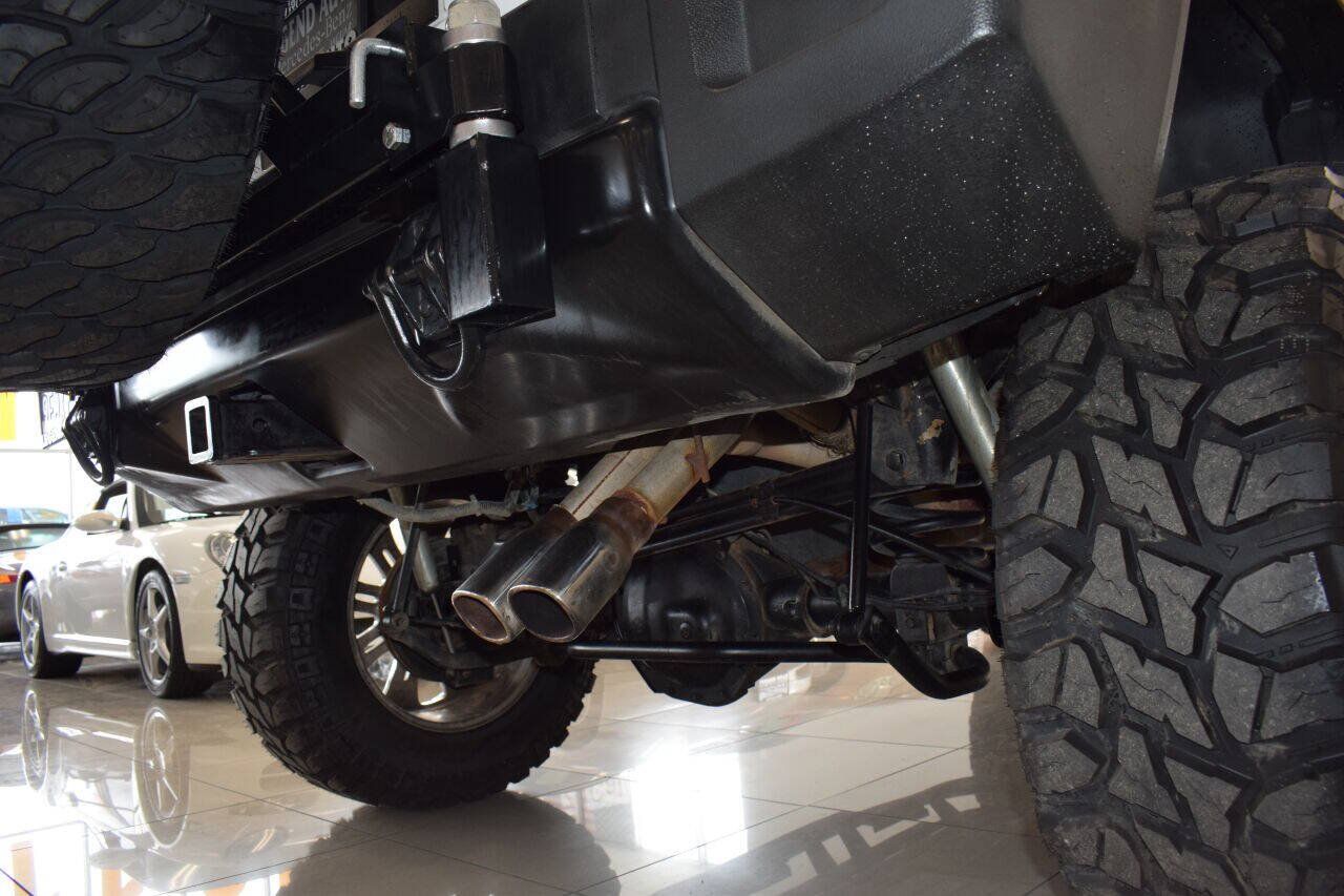 Used 2003 HUMMER H2 w/ Preferred Equipment Group AWD/4WD image 21