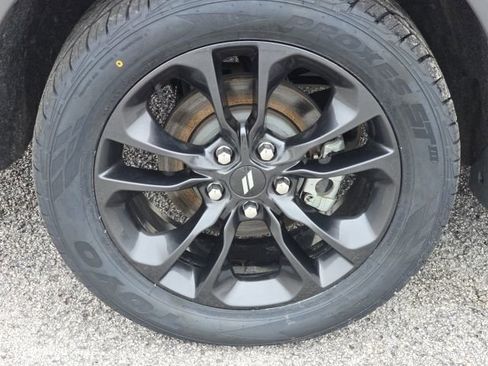 Used 2023 Dodge Durango GT image 9