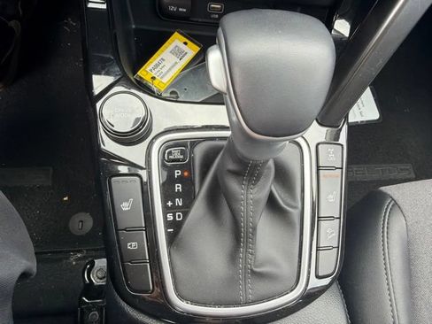 Used 2024 Kia Seltos S AWD/4WD image 14