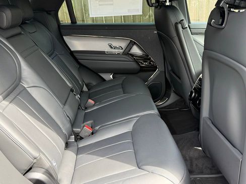 New 2026 Land Rover Range Rover Sport Dynamic SE AWD/4WD image 38