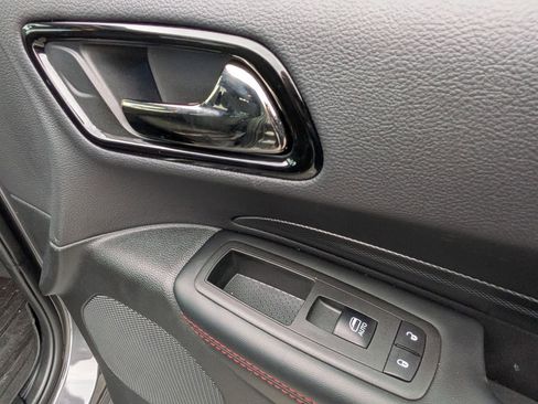 Used 2024 Dodge Durango R/T w/ Blacktop Package image 32