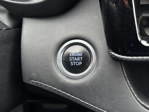 Used 2021 Toyota Highlander XSE image 25