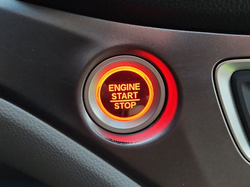 Certified 2019 Honda Ridgeline RTL-T image 18