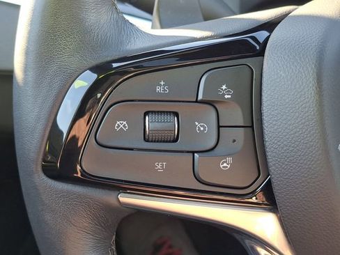 Used 2023 Buick Enclave Essence w/ Experience Buick Package image 24