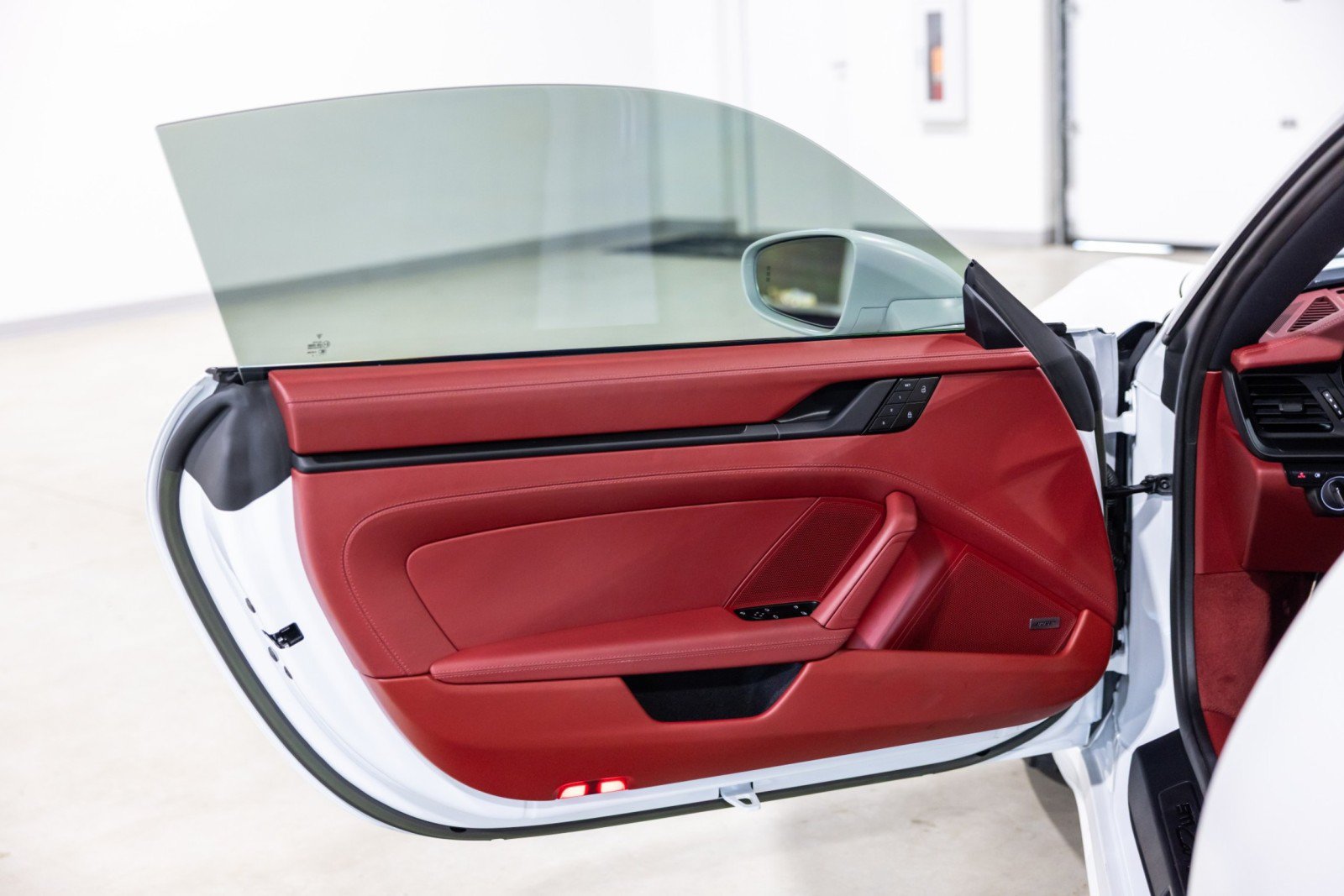 Used 2023 Porsche 911 Carrera GTS w/ Premium Package RWD image 26