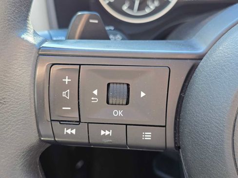 Used 2024 Nissan Rogue SV AWD/4WD image 35
