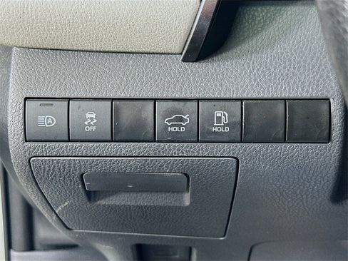 Used 2023 Toyota Camry LE image 17