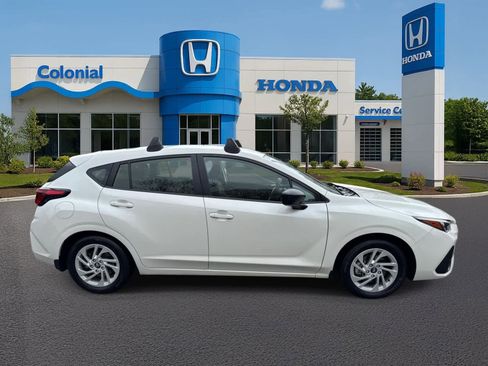 Used 2024 Subaru Impreza 2.0i image 8