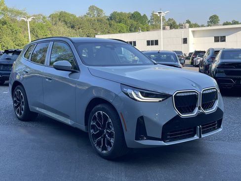 New 2026 BMW X3 xDrive30i w/ Premium Package AWD/4WD image 3