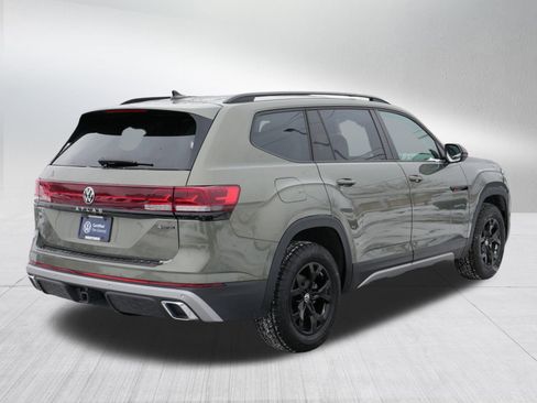 Certified 2024 Volkswagen Atlas Peak Edition SEL image 7