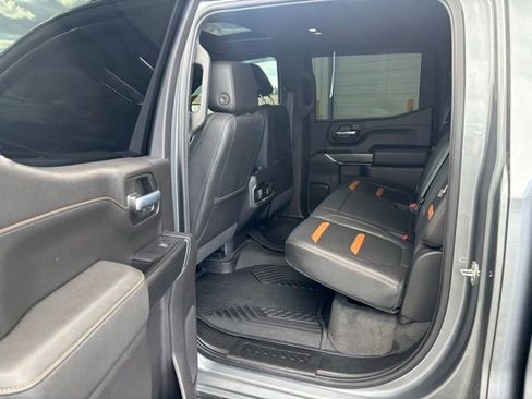 Used 2021 GMC Sierra 1500 AT4 w/ AT4 Premium Package AWD/4WD image 10