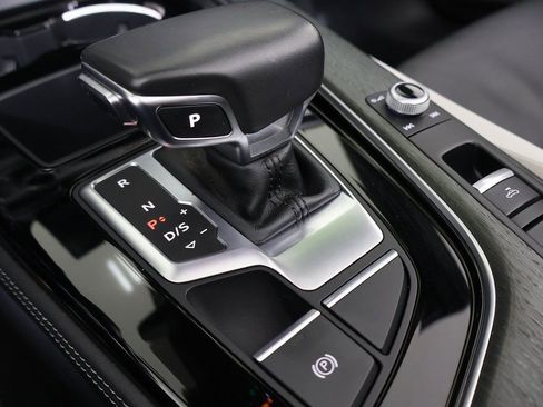 Used 2020 Audi A5 2.0T Premium Plus w/ Premium Plus image 4