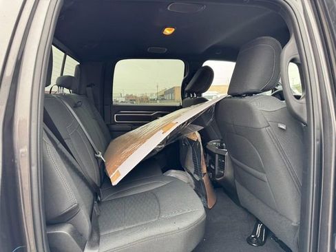 New 2025 RAM 3500 Big Horn AWD/4WD image 6