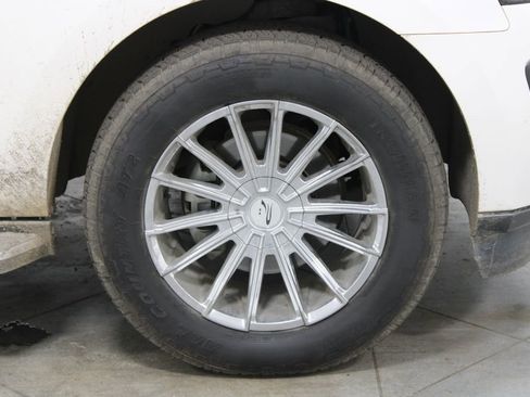 Used 2018 Ford Expedition XLT w/ Equipment Group 202A image 12