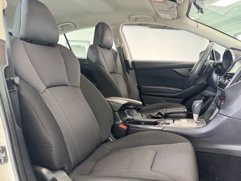 Used 2017 Subaru Impreza 2.0i Premium image 24