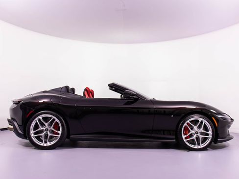 Certified 2024 Ferrari Roma Spider image 3