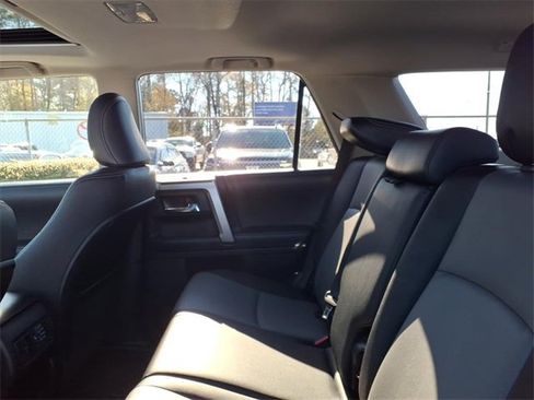 Used 2018 Toyota 4Runner 2WD image 7