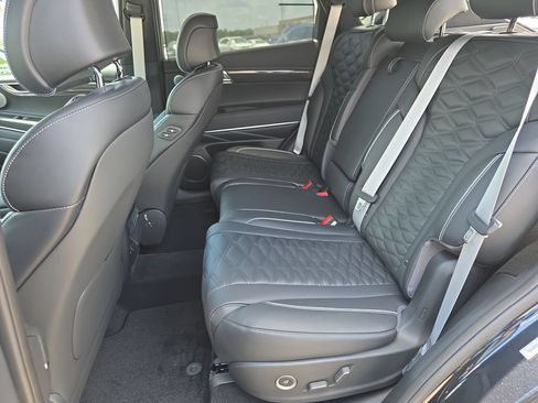 New 2026 Genesis GV80 3.5T e-SC AWD/4WD image 30