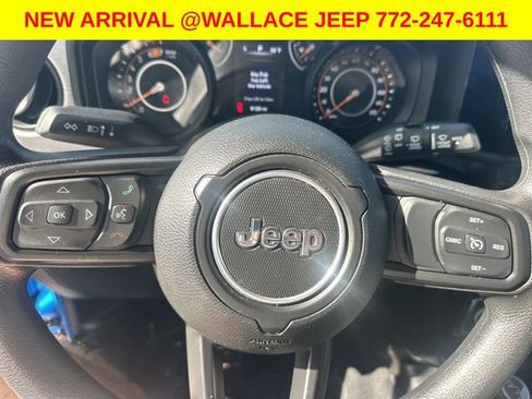 Certified 2025 Jeep Wrangler Sport AWD/4WD image 15