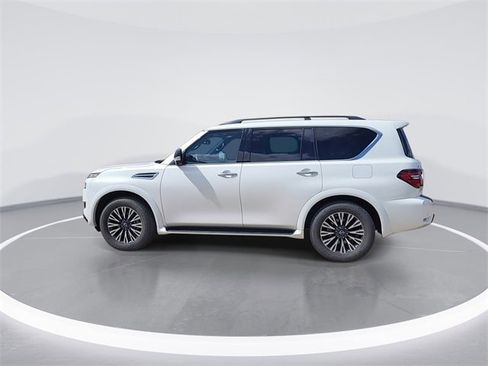 Used 2024 Nissan Armada SL w/ Midnight Edition Package image 6