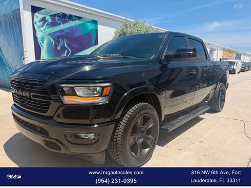 Used 2020 RAM 1500 Laramie w/ Sport Appearance Package AWD/4WD image 10