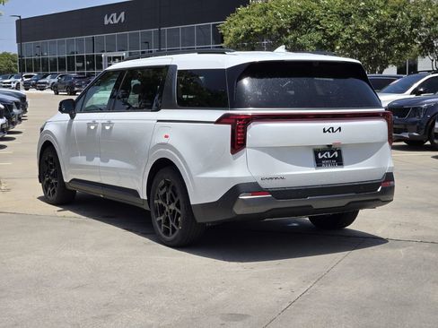 New 2026 Kia Carnival SX Prestige FWD image 3