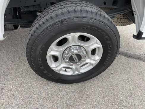Used 2025 Ford F250 XLT w/ FX4 Off-Road Package AWD/4WD image 33