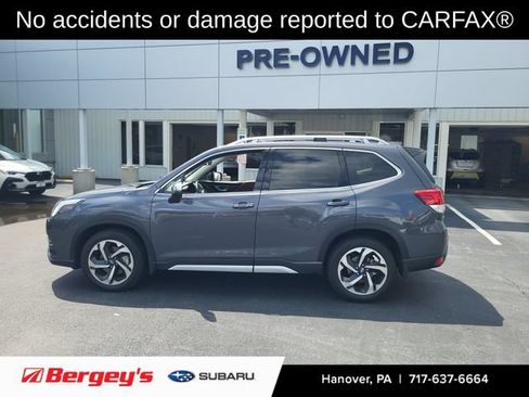 Used 2024 Subaru Forester Touring AWD/4WD image 2