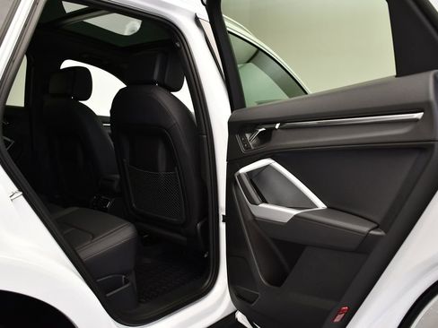 Used 2025 Audi Q3 2.0T Premium w/ Convenience Package image 53