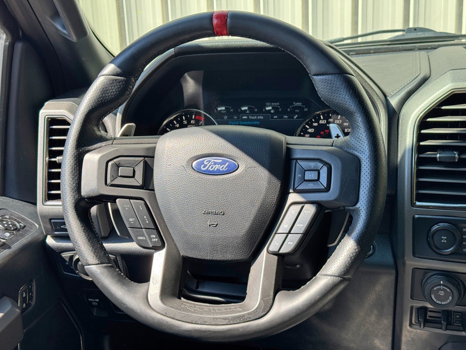 Used 2019 Ford F150 Raptor w/ Equipment Group 802A Luxury AWD/4WD image 22