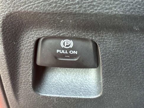 Used 2024 RAM 1500 Laramie image 44