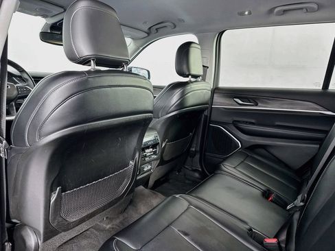 Used 2021 Jeep Grand Cherokee L Limited AWD/4WD image 35