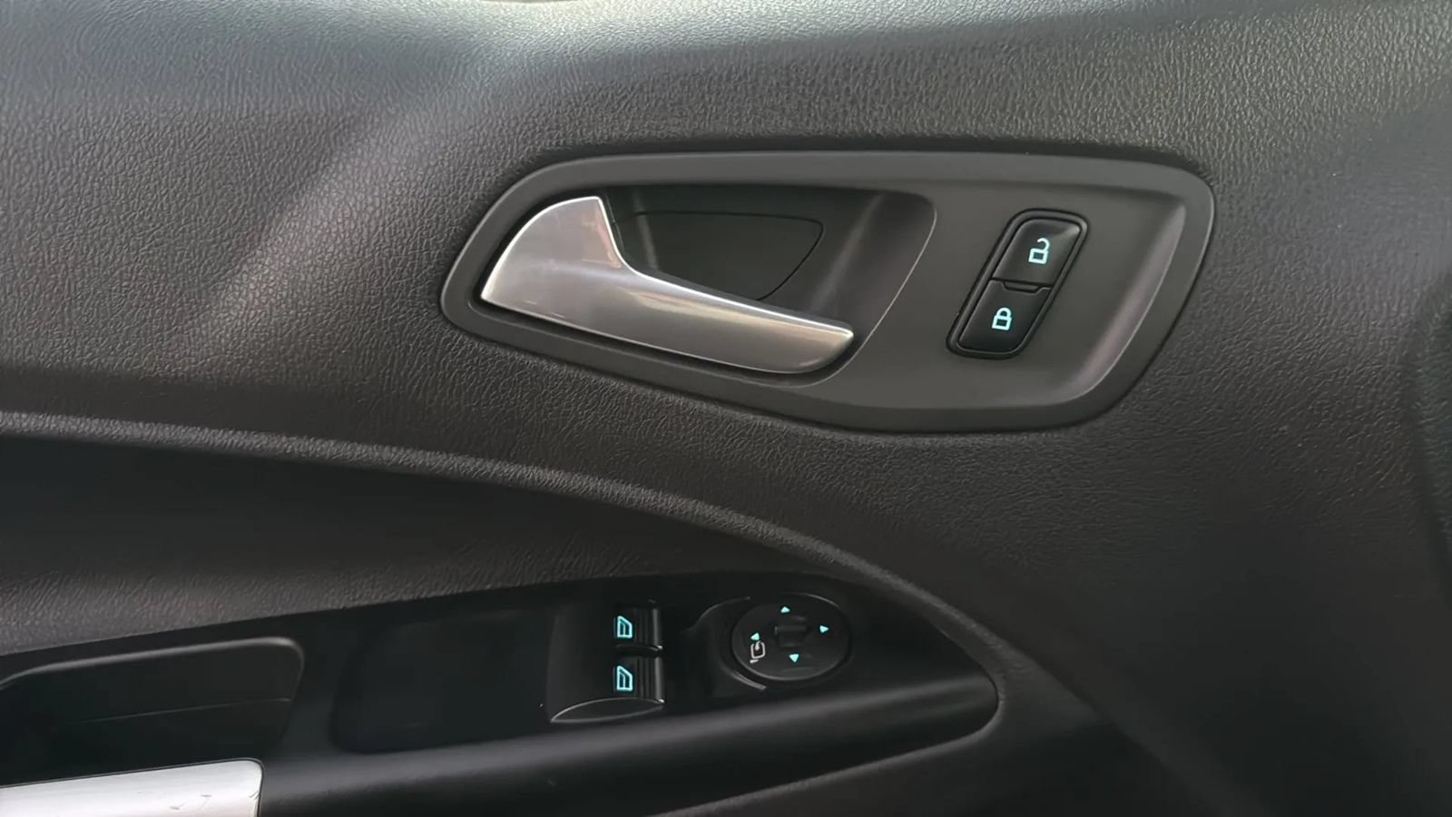 Used 2018 Ford Transit Connect XLT FWD image 36