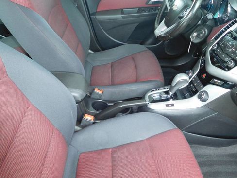 Used 2014 Chevrolet Cruze LT w/ RS Package FWD image 13