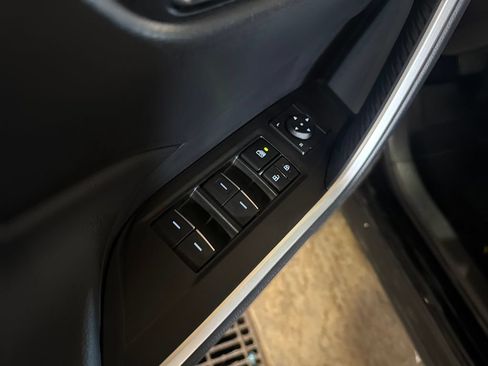 Certified 2025 Toyota RAV4 XLE AWD/4WD image 15