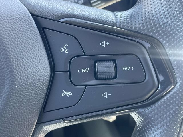 Used 2024 Chevrolet Trax LS w/ LS Convenience Package FWD image 23