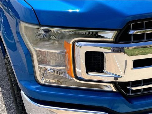 Used 2019 Ford F150 XLT w/ Equipment Group 302A Luxury AWD/4WD image 26
