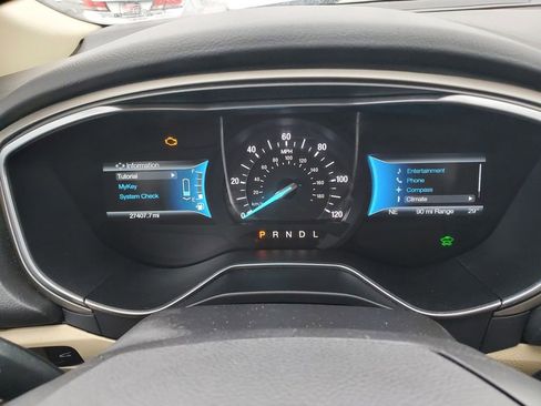 Used 2015 Ford Fusion Energi SE image 20