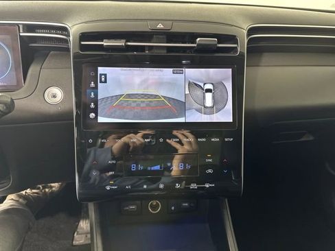 Used 2022 Hyundai Tucson Limited image 22