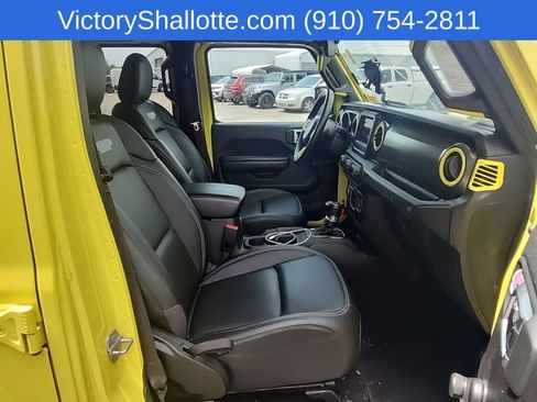 Used 2023 Jeep Wrangler Unlimited Sport AWD/4WD image 26