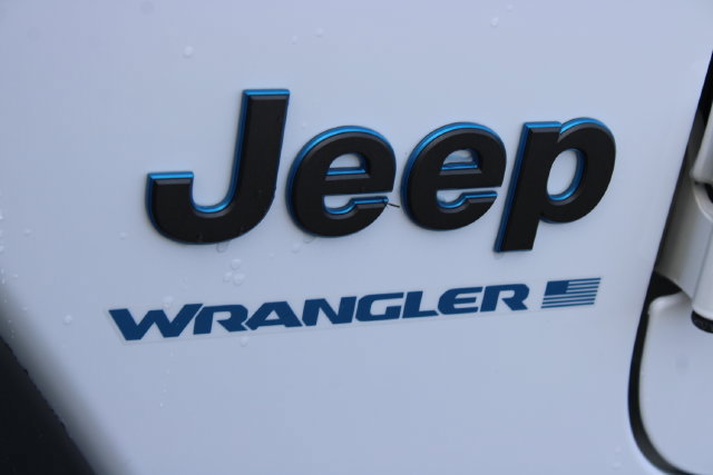 Used 2024 Jeep Wrangler Unlimited Rubicon 4xe AWD/4WD image 10