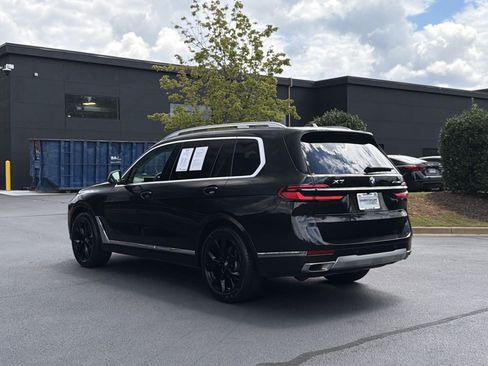 Used 2024 BMW X7 xDrive40i w/ Premium Package AWD/4WD image 14