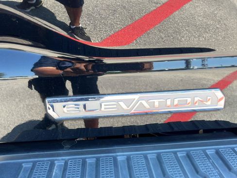Used 2021 GMC Sierra 1500 Elevation RWD image 11