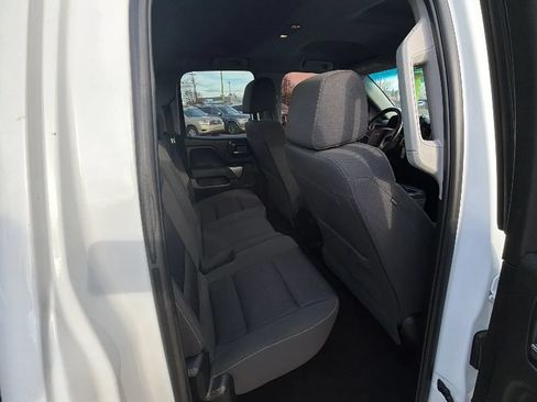 Used 2018 Chevrolet Silverado 1500 LT w/ Trailering Package AWD/4WD image 13