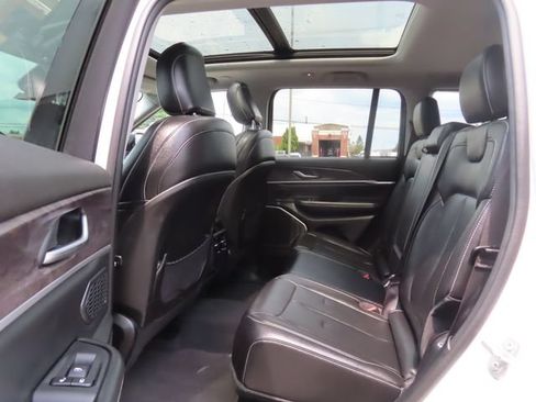 Used 2023 Jeep Grand Cherokee 4WD 4xe image 24